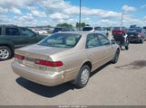 TOYOTA CAMRY LE JT2BG22K6X0373979 снимка