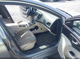 Chrysler 200 Limited 1C3CCCAB8GN132088 fotografie
