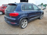 Volkswagen Tiguan R-Line WVGBV7AX0GW076285 снимка