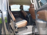 Nissan Titan Platinum Reserve 1N6AA1E53HN566502 fotografie