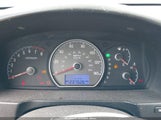 Hyundai Elantra Gls/Limited/Se KMHDU46D47U128828 photo