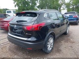Nissan Rogue Sport Sv JN1BJ1CR2HW121811 photo