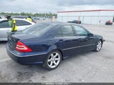 Mercedes-Benz C 230 Sport WDBRF52H27F842768 fotografie