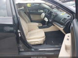 Subaru Legacy 2.5I Limited 4S3BNAN69F3017657 снимка
