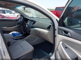 HYUNDAI TUCSON SE KM8J33A45GU110975 снимка