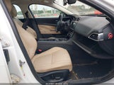 Jaguar Xe 25T SAJAR4BG9HA966883 снимка