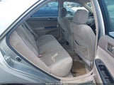 TOYOTA CAMRY LE 4T1BE32K95U612901 снимка