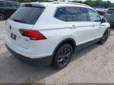 Volkswagen Tiguan 2.0T Se/2.0T Wolfsburg Edition 3VVMB7AX7RM108062 fotografie