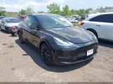 Tesla Model Y Long Range Dual Motor All-Wheel Drive 7SAYGDEE4NA007231 photo