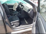 Volkswagen Golf Tdi Se 4-Door 3VW2A7AU6FM070136 photo
