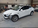 Tesla Model Y Long Range Dual Motor All-Wheel Drive 5YJYGDEE8MF069164 снимка