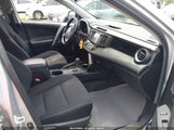 Toyota Rav4 Hybrid Xle JTMRJREV3GD005497 fotografie