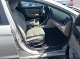 Hyundai Elantra Value Edition KMHD84LF2HU418111 снимка