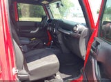 Jeep Wrangler Unlimited Sahara 4X4 1C4BJWEG5HL734111 fotografie