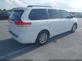 Toyota Sienna Xle V6 8 Passenger 5TDYK3DC1ES526760 fotografie