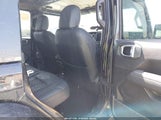 Jeep Wrangler Unlimited Sahara 4X4 1C4HJXEG2NW127111 снимка