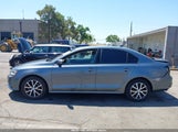 Volkswagen Jetta 1.4T Se 3VWDB7AJ5HM297610 снимка
