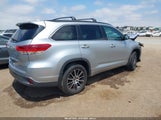 Toyota Highlander Se 5TDKZRFH6JS533565 снимка