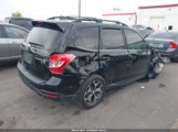 Subaru Forester 2.0Xt Premium JF2SJGDC6GH459744 fotografie