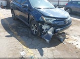 Toyota Rav4 Xle JTMWFREV2JJ207440 fotografie