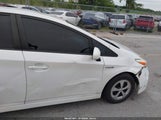 Toyota Prius Two JTDKN3DU0E0391621 снимка