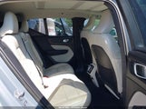 Volvo Xc40 B4 Plus Bright Theme YV4K92HN6P2975432 photo