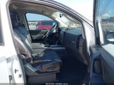Nissan Titan Pro-4X 1N6BA0EC1BN312372 снимка