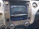 Toyota Tundra Platinum 5.7L V8 5TFAY5F11JX764703 снимка