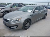 Kia Optima Lx 5XXGM4A7XCG083655 снимка