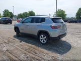 Jeep Compass Latitude Fwd 3C4NJCBB0KT637642 photo