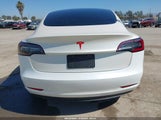 Tesla Model 3 Standard Range Plus Rear-Wheel Drive/Standard Range Rear-Wheel Drive 5YJ3E1EA0LF670059 fotografie