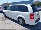 Chrysler Town & Country Limited 2A8HR64X38R645982 photo