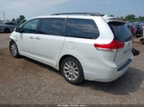 Toyota Sienna Limited V6 5TDYK3DCXBS036300 снимка