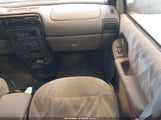 Chevrolet Venture 1GNDX03E7XD257283 снимка