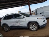 Jeep Cherokee Latitude 1C4PJLCS8FW737902 снимка