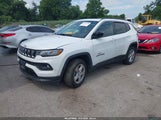 Jeep Compass Latitude 4X4 3C4NJDBN4RT103506 снимка