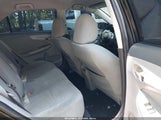 Toyota Corolla Le 2T1BU4EE2AC339598 fotografie