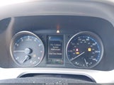 TOYOTA RAV4 XLE JTMWFREVXHJ126809 снимка