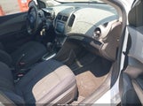 Chevrolet Sonic Lt Auto 1G1JC5SH6D4206474 снимка