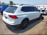 Volkswagen Tiguan 2.0T Se/2.0T Sel/2.0T Sel R-Line/2.0T Sel R-Line Black 3VV2B7AX0KM184753 fotografie