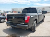 Nissan Titan Pro-4X 1N6AA1E5XJN500602 fotografie