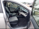 Toyota Rav4 Hybrid Xle JTMRJREV2GD012019 снимка