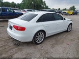 Audi A4 2.0T Premium Plus WAUKFCFL3DN015964 photo