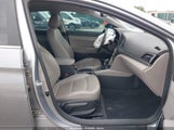 Hyundai Elantra Limited 5NPD84LF3HH070673 снимка
