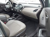 HYUNDAI TUCSON SE KM8JU3AG5EU797427 снимка