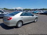 Toyota Camry Le 4T4BF1FK9ER377580 снимка