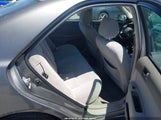 TOYOTA CAMRY LE 4T1BE32K84U802932 снимка