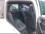 Volkswagen Tiguan R-Line WVGAV3AX3EW103805 fotografie
