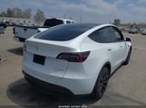 Tesla Model Y Long Range Dual Motor All-Wheel Drive 5YJYGDEE4MF245529 снимка