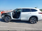 Toyota Highlander Xle 5TDKDRBH7PS008415 снимка